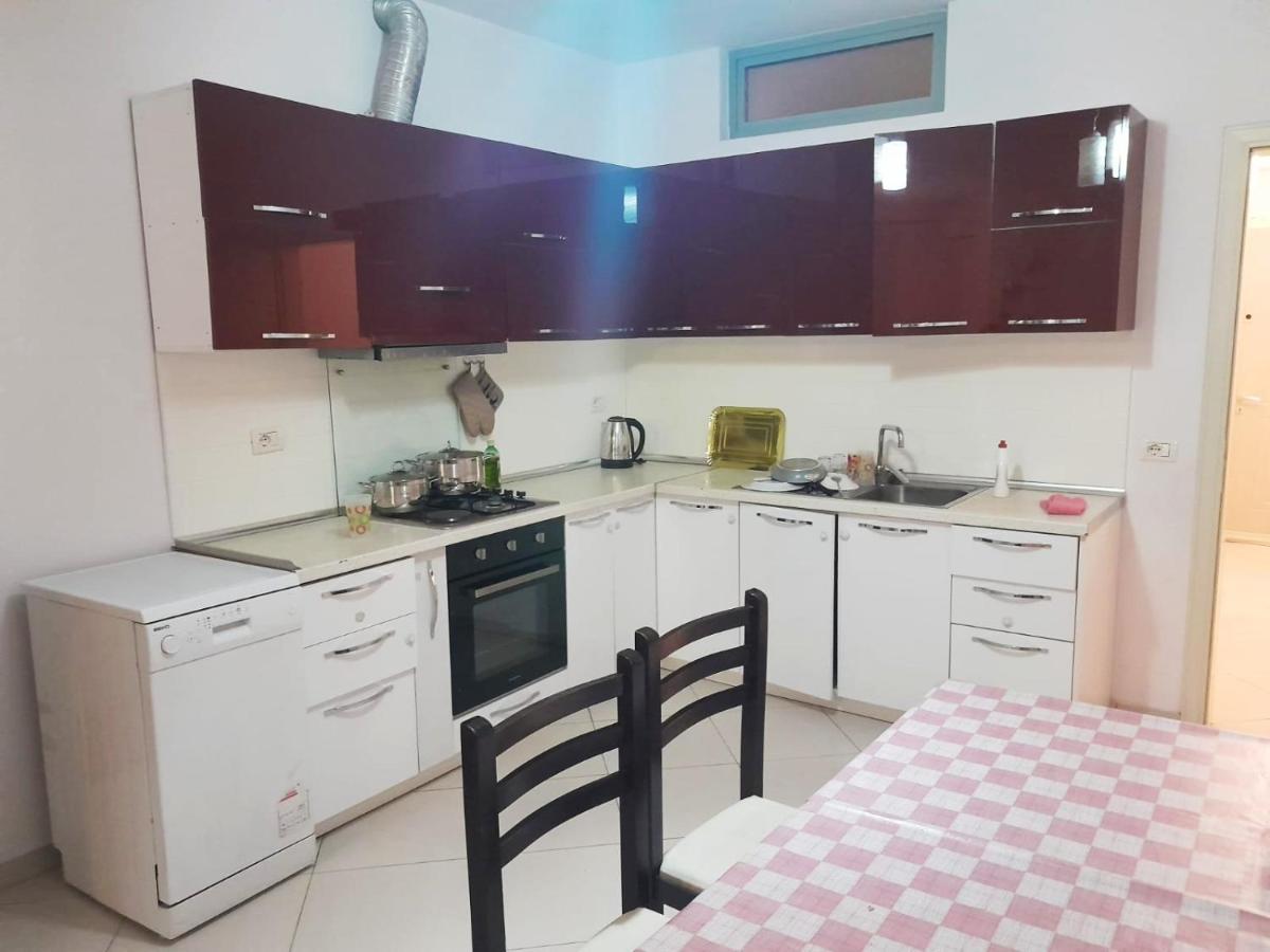 Alpha City Center Apartment Shkodër エクステリア 写真