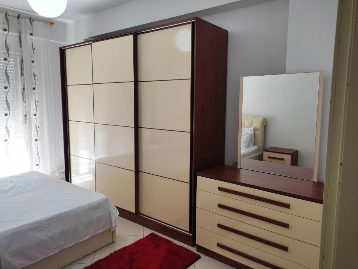 Alpha City Center Apartment Shkodër エクステリア 写真